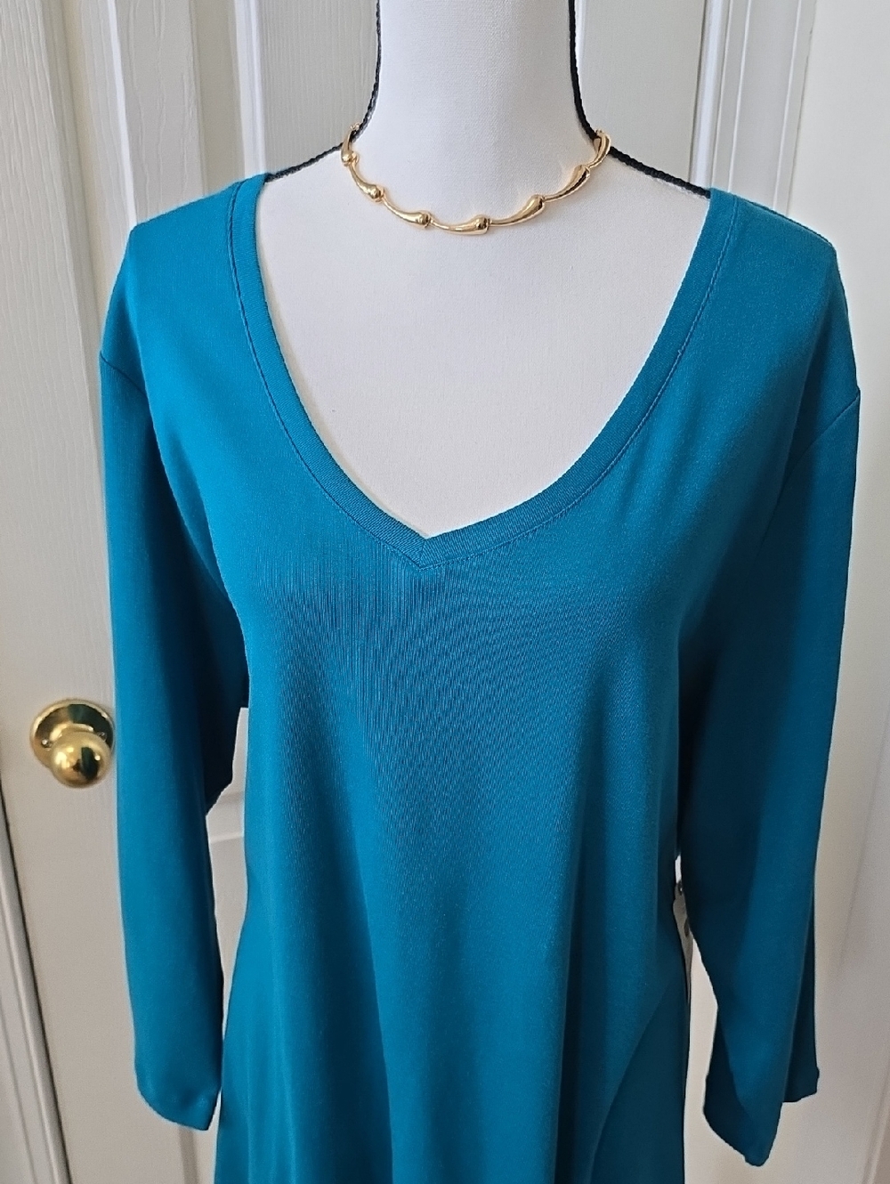 ST. JOHN'S BAY BRAND WOMEN'S PLUS SIZE LONG SLEEVES TEAL TEE-SHIRT SIZE 3X